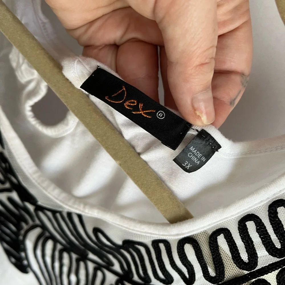 Tank - Picture 2 of 3